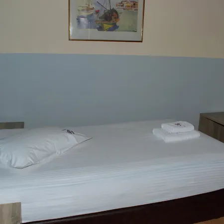 Hotel Diethnes 2*